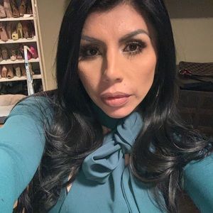 Meet your Posher, Sandy